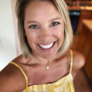 Meet your Posher, Lindsey